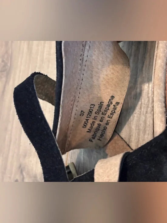 Free People Cedar Clog – Size 37 (US 6.5) Suede Platform Clogs - Picture 8 of 8